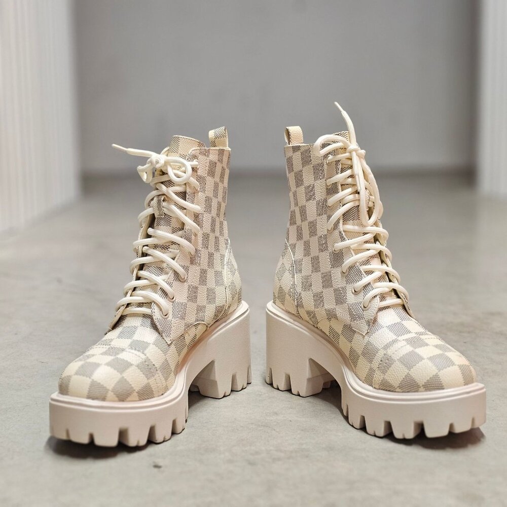 Checkered Platform Lace-Up Ankle Boots With Chunky Lug Soles - Beige & Cream - W - Picture 4 of 7